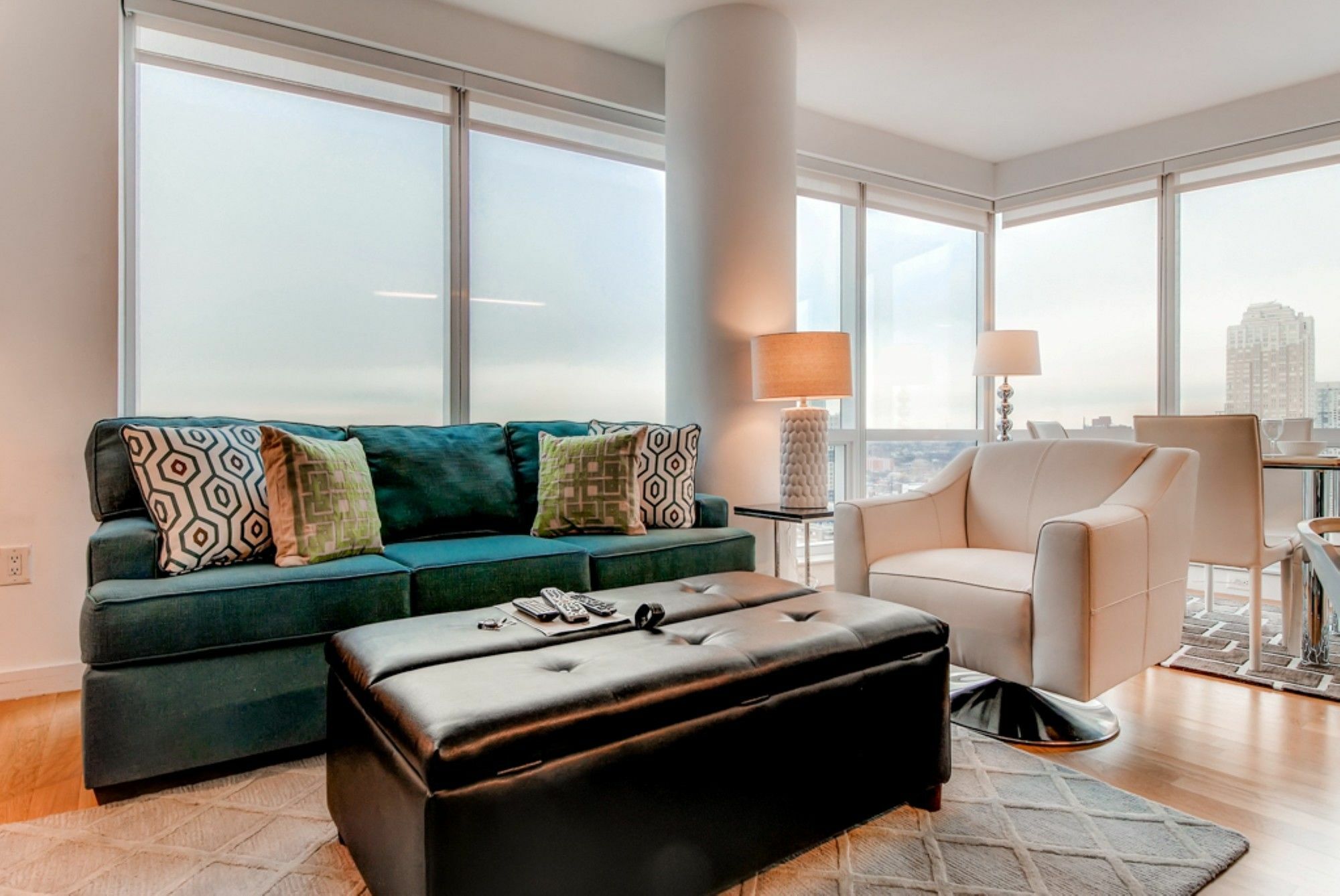 Global Luxury Suites At Greene Jersey City Buitenkant foto